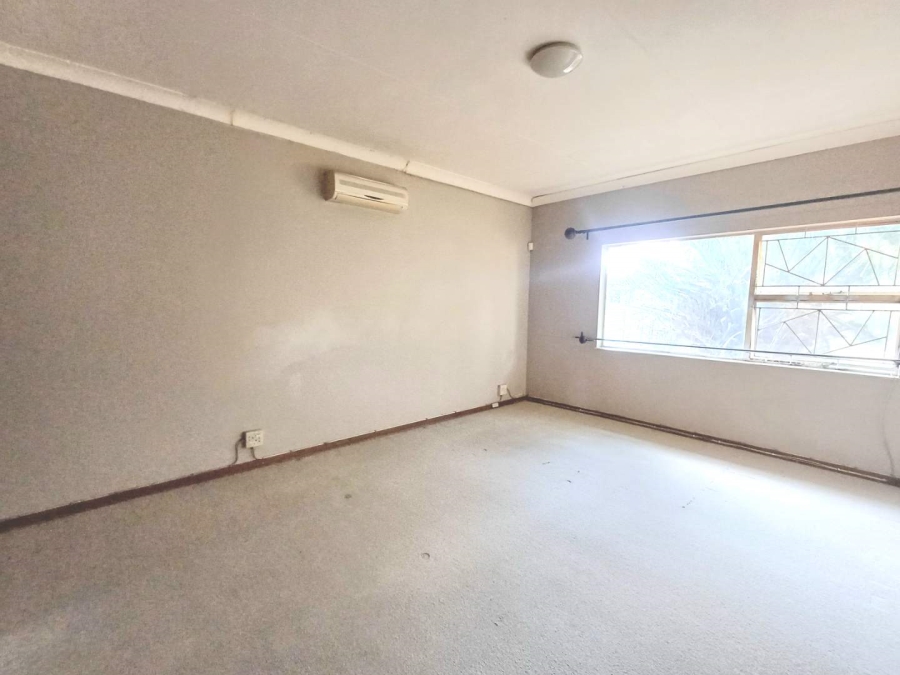 4 Bedroom Property for Sale in Bayswater Free State